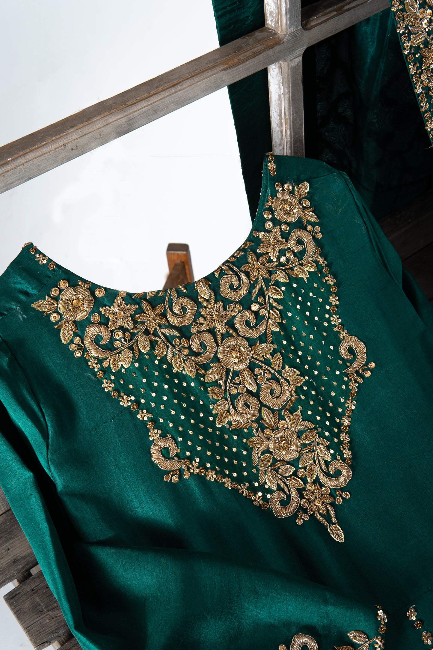 Emerald Chic (CALL FOR PRICE AND DETAILS)